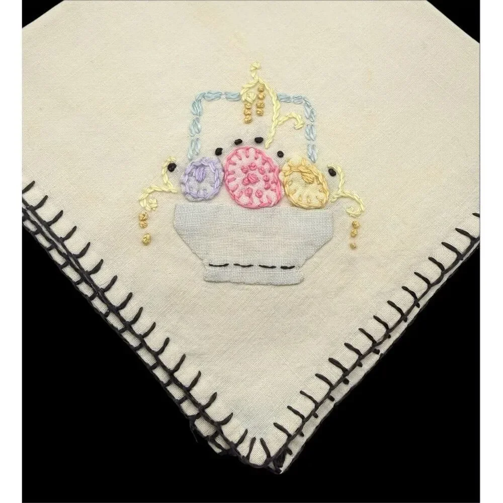 Embroidered Linen Napkins Vintage Easter Basket Embroidery 10 X 10” Set of 4